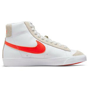 Obuv Nike  Blazer Mid 77 SE Women s Shoe