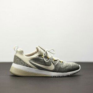 Wmns nike ck racer