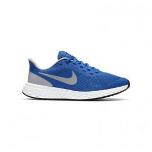 Nike Revolution 5