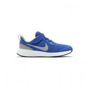 Nike Revolution 5