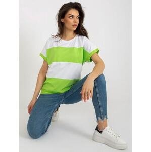 Fashionhunters Bílá a světle zelená basic halenka s krátkým rukávem Velikost: L/XL