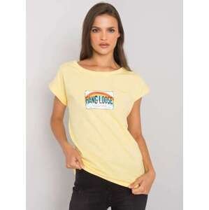 Fashionhunters Světle žluté bavlněné dámské tričko ONE SIZE, JEDNA, VELIKOST