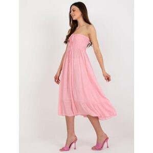 Fashionhunters Světle růžové midi šaty s volánkem a zavazováním.Velikost: L/XL