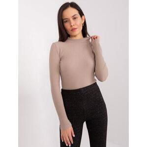 Fashionhunters Tmavě béžová basic žebrovaná bavlněná halenka BASIC FEEL GOOD Velikost: L/XL