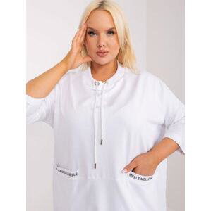 Fashionhunters Bílá ležérní bavlněná halenka plus size velikosti.Velikost: JEDEN VELIKOST, JEDNA