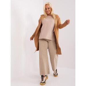 Fashionhunters Velbloudí dlouhý svetr větší velikosti se zipem Velikost: XL / XXL