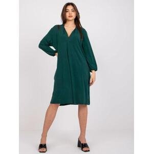 Fashionhunters Tmavě zelené šaty volného střihu s dlouhým rukávem Velikost Rimini: ONE SIZE, JEDNA