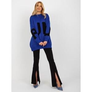 Fashionhunters Kobaltově modrý dlouhý oversize svetr s nápisem RUE PARIS Velikost: ONE SIZE, JEDNA, VELIKOST