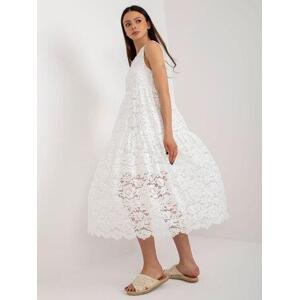 Fashionhunters Bílé rozevláté šaty s volánkem OCH BELLA Velikost: M