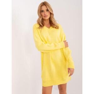 Fashionhunters Žluté pletené šaty s vlnou Velikost: JEDEN VELIKOST, JEDNA