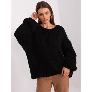 Fashionhunters Černý pletený svetr s výstřihem RUE PARIS Velikost: ONE SIZE, JEDNA, VELIKOST