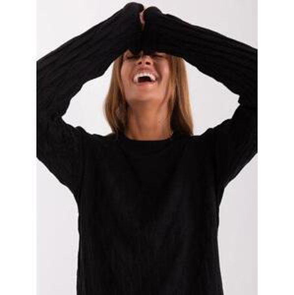 Fashionhunters Dámský černý klasický svetr s manžetami.Velikost: ONE SIZE, JEDNA, VELIKOST