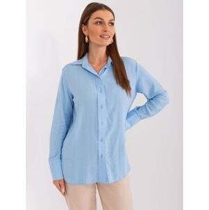 Fashionhunters Světle modrá klasická košile s límečkem Velikost: L/XL