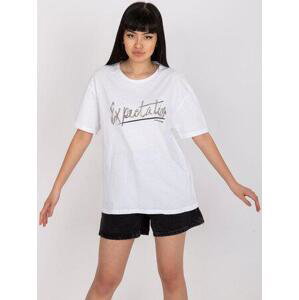 Fashionhunters Bílé tričko s aplikací a kulatým výstřihem. velikost: M
