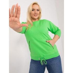 Fashionhunters Světle zelená bavlněná plus size halenka s nápisy.Velikost: ONE SIZE, JEDNA, VELIKOST
