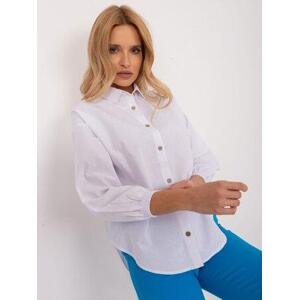 Fashionhunters Bílá bavlněná dámská košile na knoflíky Velikost: L