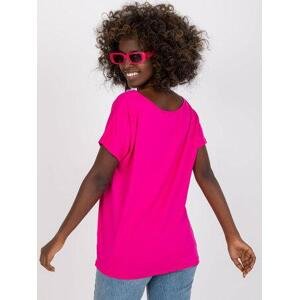 Fashionhunters Jednobarevné fuchsiové tričko Aileen s výstřihem do V Velikost: S / M
