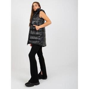 Fashionhunters Černá patentovaná vesta s kapucí Velikost: 2XL