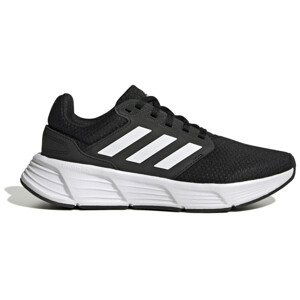Dámské běžecké boty Adidas Galaxy 6 W Velikost bot (EU): 40 / Barva: černá/bílá