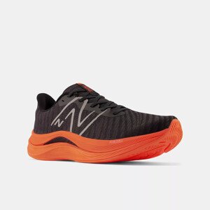 Pánské boty New Balance Fuel Cell Propel v4 Velikost bot (EU): 45,5 / Barva: černá/oranžová