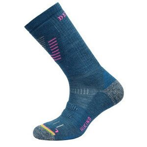 Dámské ponožky Devold Hiking Medium Woman Sock Velikost ponožek: 38-40 / Barva: modrá/růžová