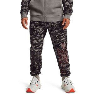 Pánské tepláky Under Armour Rival FLC Camo Script JGR  Concrete  L