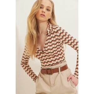 Trend Alaçatı Stili Women's Cinnamon Polo Neck Patterned Sandy Crop Blouse