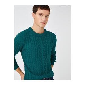 Koton Basic Knitwear Sweater With Braided Crew Neck.