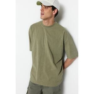 Trendyol Men's Basic Oversize/Wide Cut Crew Neck Short Sleeve Vintage/Faded Effect 1 Cotton T-Shirt