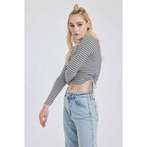 DEFACTO Fitted Crew Neck Striped Long Sleeve Crop T-Shirt