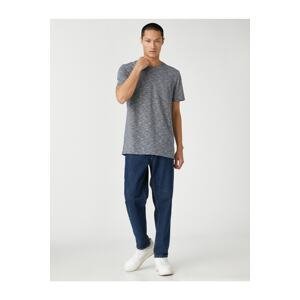 Koton Basic Marked T-shirt with a Crew Neck Slim Fit