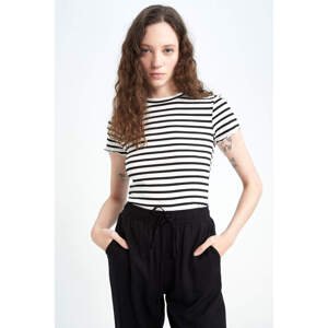 DEFACTO Fitted Crew Neck Striped Short Sleeve T-Shirt