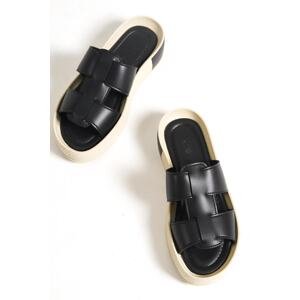 Capone Outfitters Capone Gladiator Double Band Colored Detailed Wedge Heel Women Black Women's Slippers.
