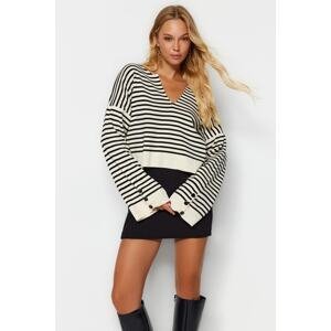 Trendyol Wide Fit Striped Knitwear Sweater in Ecru