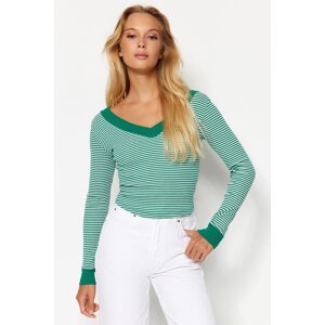 Trendyol Green Striped V-Neck Fitted/Simple Long Sleeve Ribbed Stretch Knit Blouse