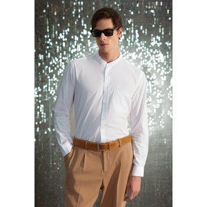 Trendyol Limited Edition White Men's Regular Fit Collar Shirt