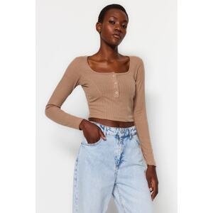 Trendyol Mink Button Detail Square Collar Fitted/Situated Ribbed Stretch Crop Knitted Blouse