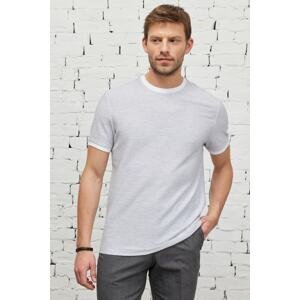 ALTINYILDIZ CLASSICS Men's White-gray Comfort Fit Relaxed Fit Crew Neck Cotton Jacquard T-Shirt