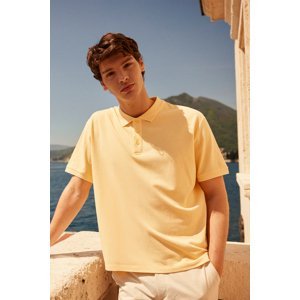 ALTINYILDIZ CLASSICS Men's Yellow 100% Cotton Roll-Up Collar Slim Fit Slim Fit Polo Neck Short Sleeved T-Shirt.