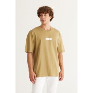 AC&Co / Altınyıldız Classics Men's Oil Green Oversized Loose Fit, Crew Neck 100% Cotton Printed T-Shirt.