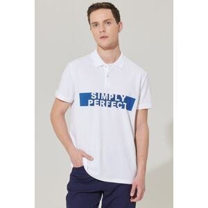 AC&Co / Altınyıldız Classics Men's White Standard Fit Normal Cut Polo Neck 100% Cotton Slogan Printed T-Shirt