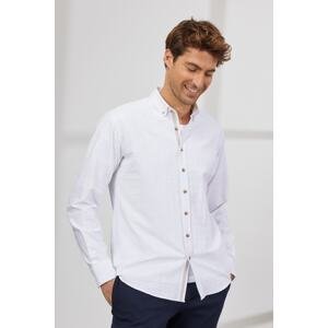 ALTINYILDIZ CLASSICS Men's White Comfort Fit Relaxed Cut Buttoned Collar Dobby 100% Cotton Flamed Shirt