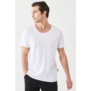 AC&Co / Altınyıldız Classics Men's White Slim Fit Slim Fit 100% Cotton Boat Neck Casual T-Shirt