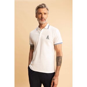 DEFACTO Regular Fit Polo Collar Pique Polo T-Shirt