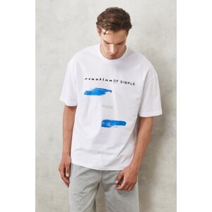 AC&Co / Altınyıldız Classics Men's White Oversize Loose Cut 100% Cotton Crew Neck Front Printed T-Shirt