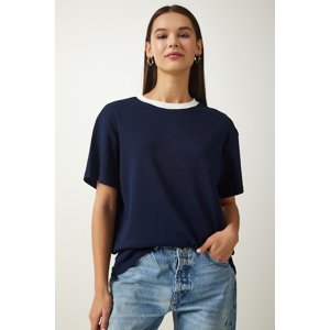 Happiness İstanbul Women's Navy Blue Crew Neck Knitted T-Shirt