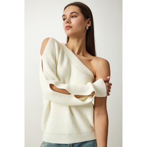Happiness İstanbul Women's Ecru Window Detailed Single Sleeve Knitwear Sweater