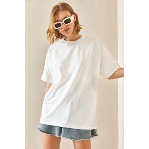 XHAN White Oversize Basic T-shirt