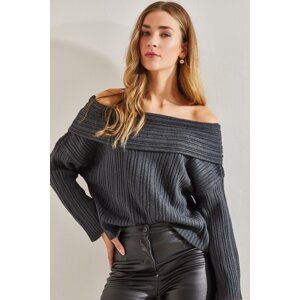 Bianco Lucci Women's Ruffle Collar Sweater