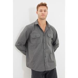 Trendyol Men's Gray Men's Regular Fit Shirt with Two Pockets and Cap.